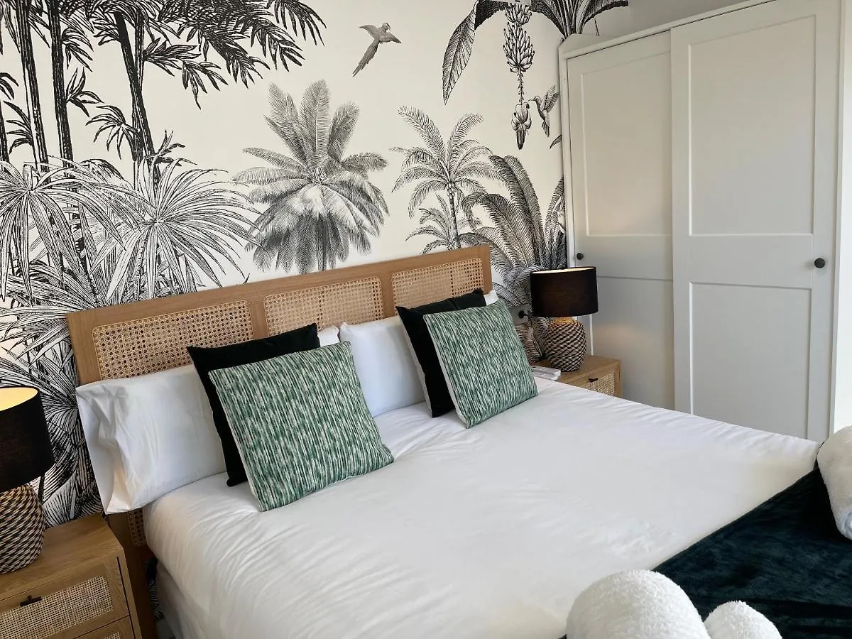 Sunlight Beach Apartment 2 Bedrooms contacts