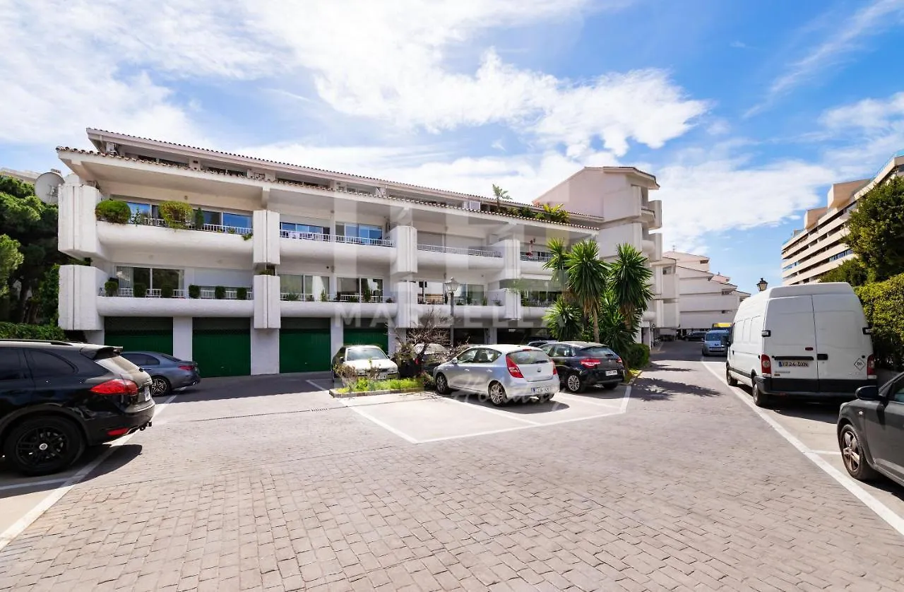 Sunlight Beach Apartment 2 Bedrooms Marbella 0*,